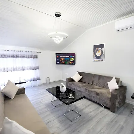 Apartman Vila Hope 6