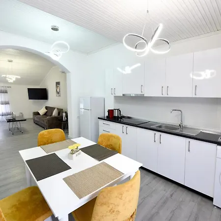 Vila Hope 6 Apartman Tirana